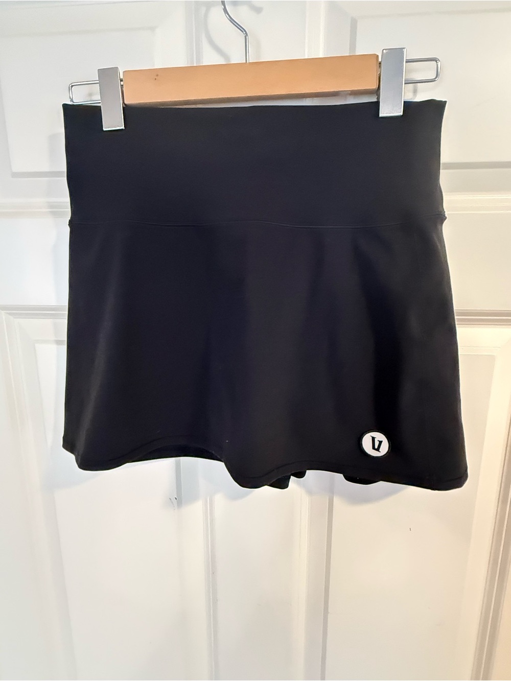 Vuori Black Skater Athletic Skirt with Logo Patch